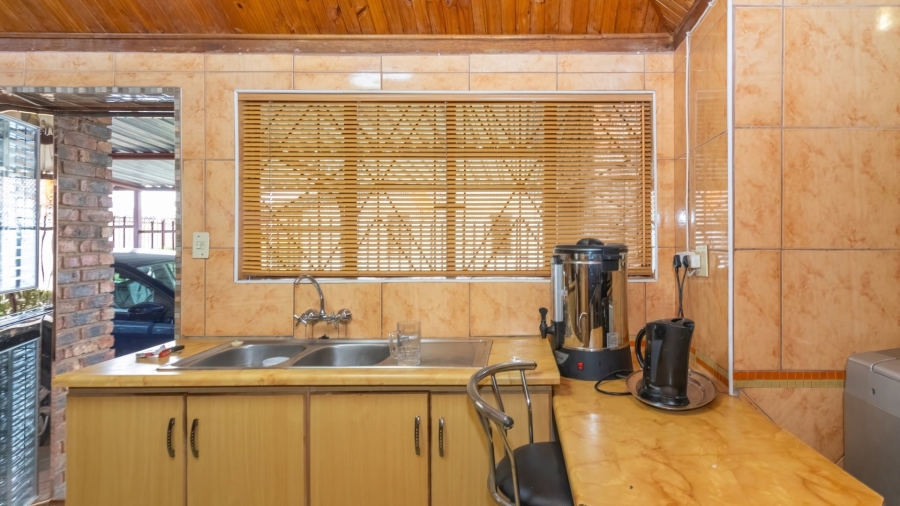 3 Bedroom Property for Sale in Gelukwaarts Free State